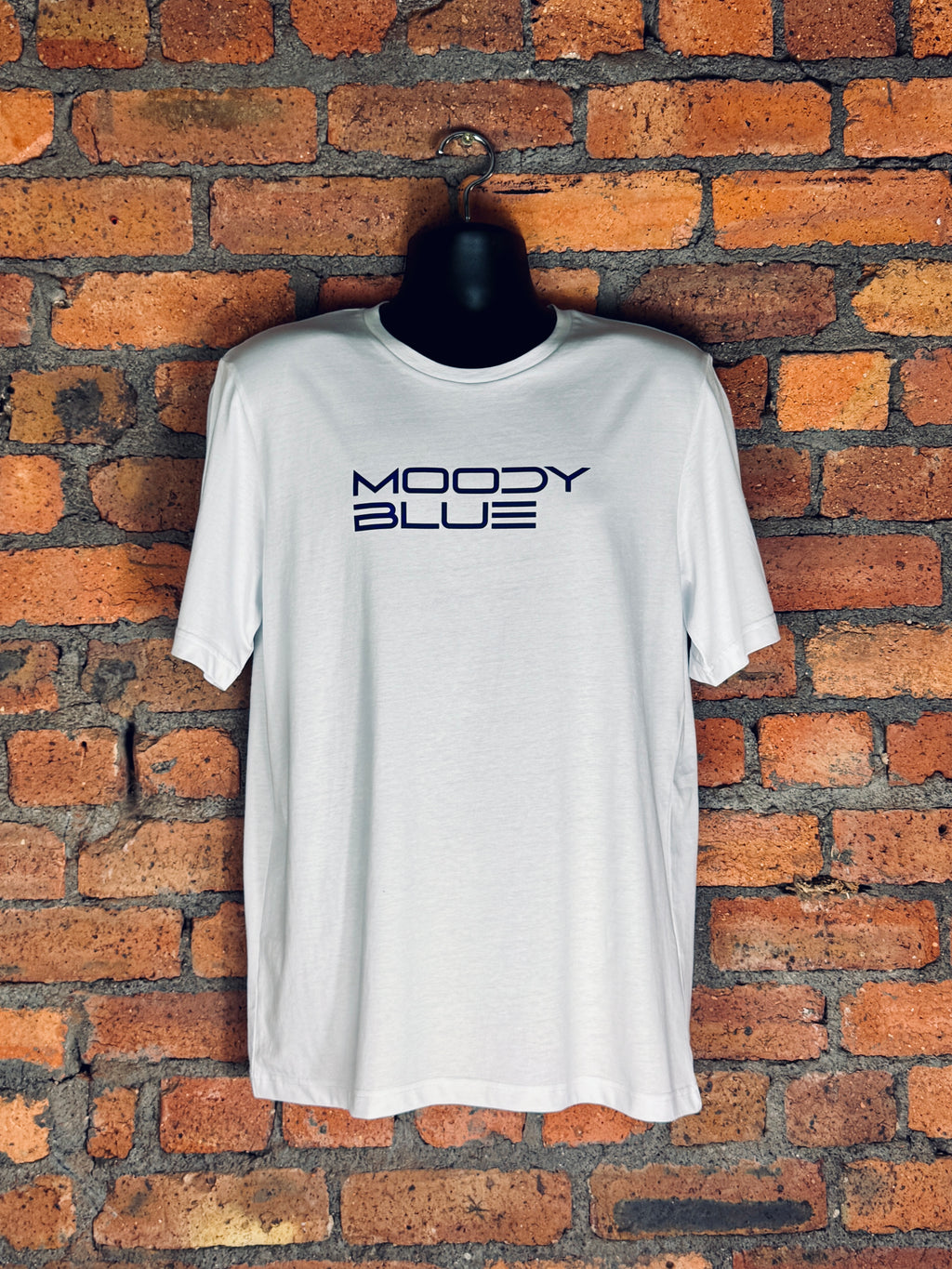 Signature T-Shirt Stacked